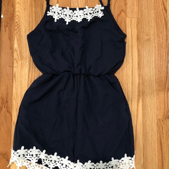 Boohoo Romper - Picture 1 of 2